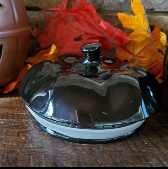 Gorgeous Witches and Wizards Candle-NWT